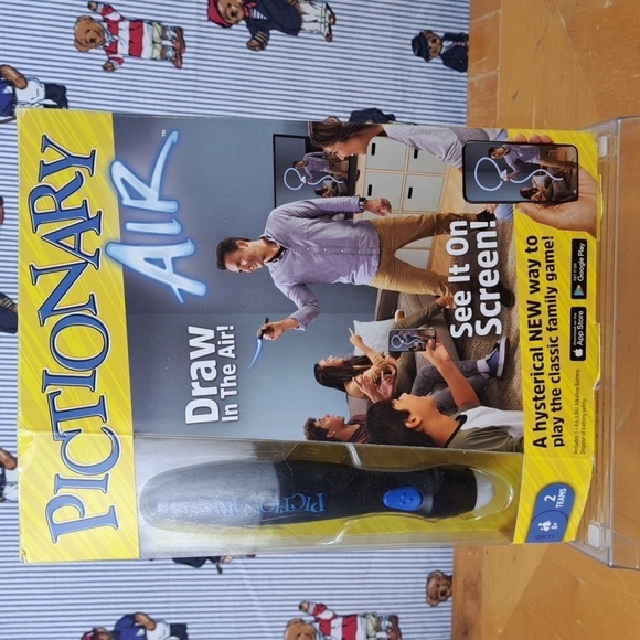Sealed new in box Pictionary Air new classic family game - Picture 1 of 6